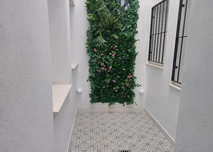 Nuevo Junto A La Playa Y Casco Historico - 80 M2, Alta Calidad Μαρμπέλλα