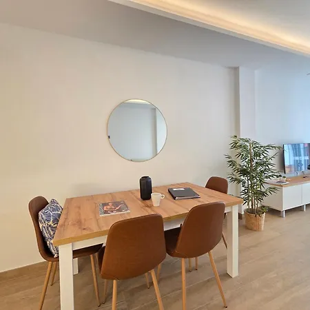 New! Junto A La Playa Y Casco Historico - 2 Dobles - 80 M2 *
