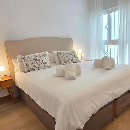 New! Junto A La Playa Y Casco Historico - 2 Dobles - 80 M2 شقة ماربيا