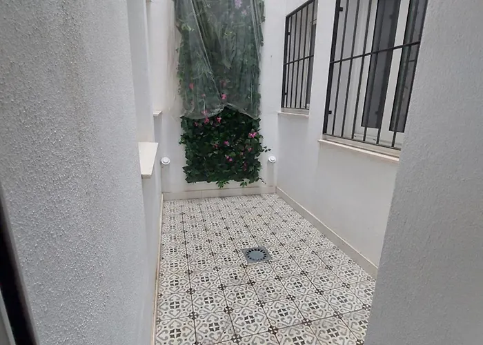 Apartamento New! San Ramón, 33 En El Centro Histórico Junto A La Playa Marbella